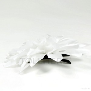 AB-197 Ansteckblume, Haarblume Dahlie in weiß, Ø ca.15 cm, Höhe ca. 3,5 cm