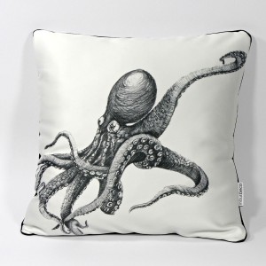 DK-126 Sofakissen mit Kunstmotiv „Octopus“ in schwarz auf cremeweiß, 40x40 cm